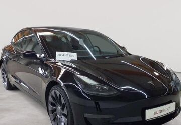 Tesla Model 3 94.293 km 27.289 &euro; Fernwald-Steinbach 35463