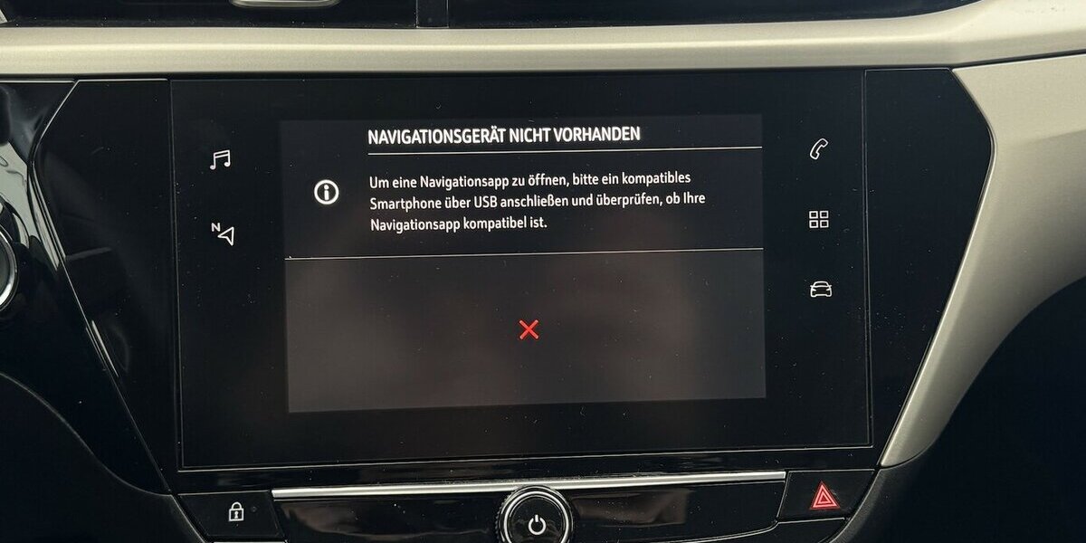 Opel Corsa e Edition 1.Hand 50 kWh Carplay Tempomat 24.400 km 14.720 &euro; Lich 35423