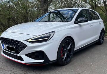 Hyundai i30 71.865 km 26.600 &euro; Mittenaar 35756