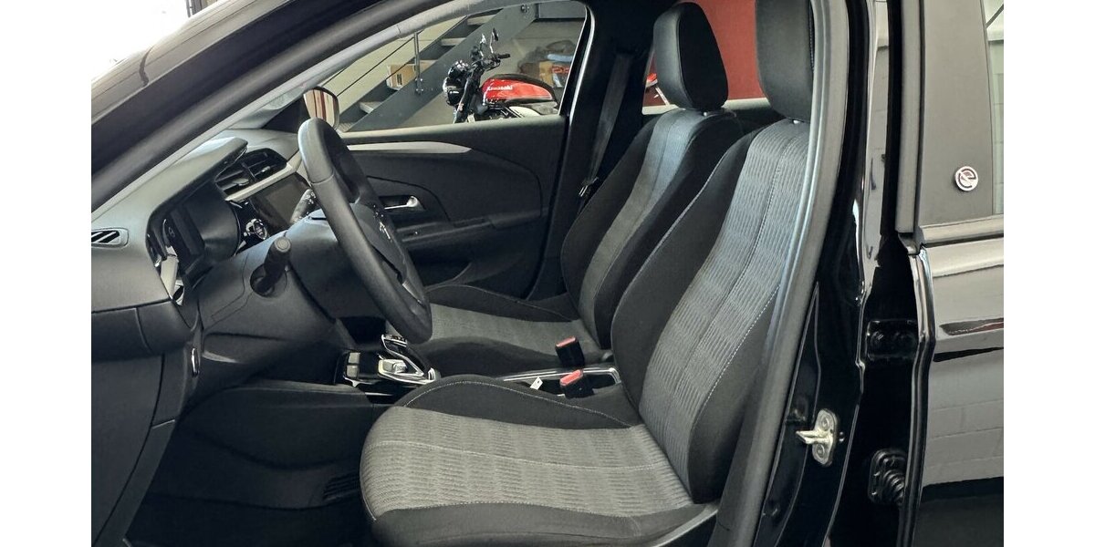 Opel Corsa e Edition 1.Hand 50 kWh Carplay Tempomat 24.400 km 14.720 &euro; Lich 35423