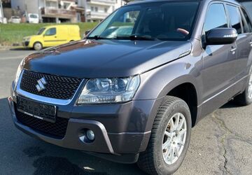 Suzuki Grand Vitara 135.000 km 7.900 &euro; Haiger 35708