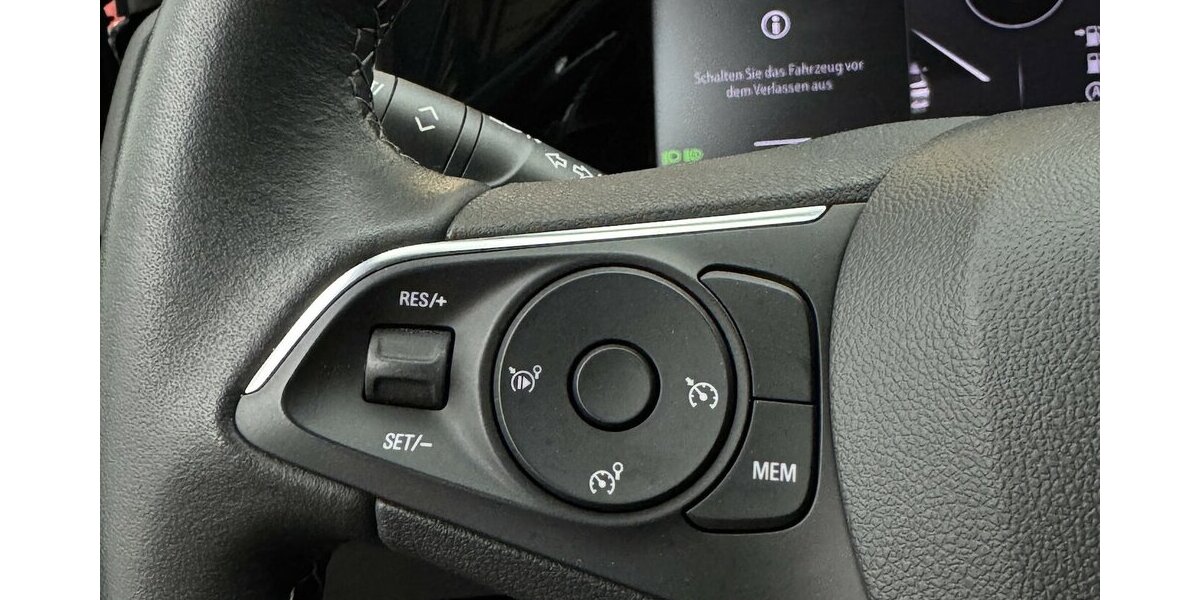 Opel Grandland GS Line 1.2 Turbo 130 LED Carplay Navi 8.700 km 20.680 &euro; Lich 35423