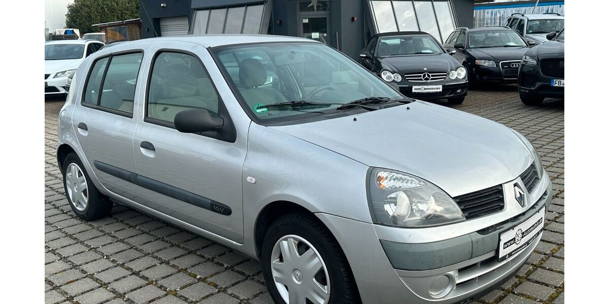 Renault Clio 141.000 km 2.200 &euro; Butzbach 35510