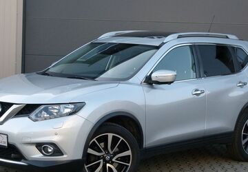 Nissan X-Trail 159.600 km 13.499 &euro; Asslar-Werdorf 35614