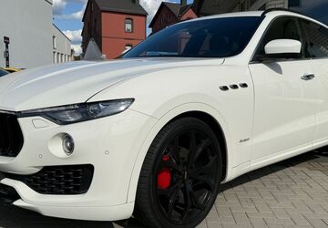 Maserati Levante 145.500 km 33.499 &euro; Wetzlar 35576