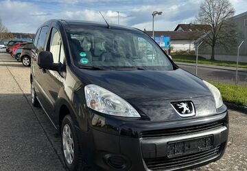 Peugeot Partner Tepee 154.500 km 3.950 &euro; Butzbach 35510