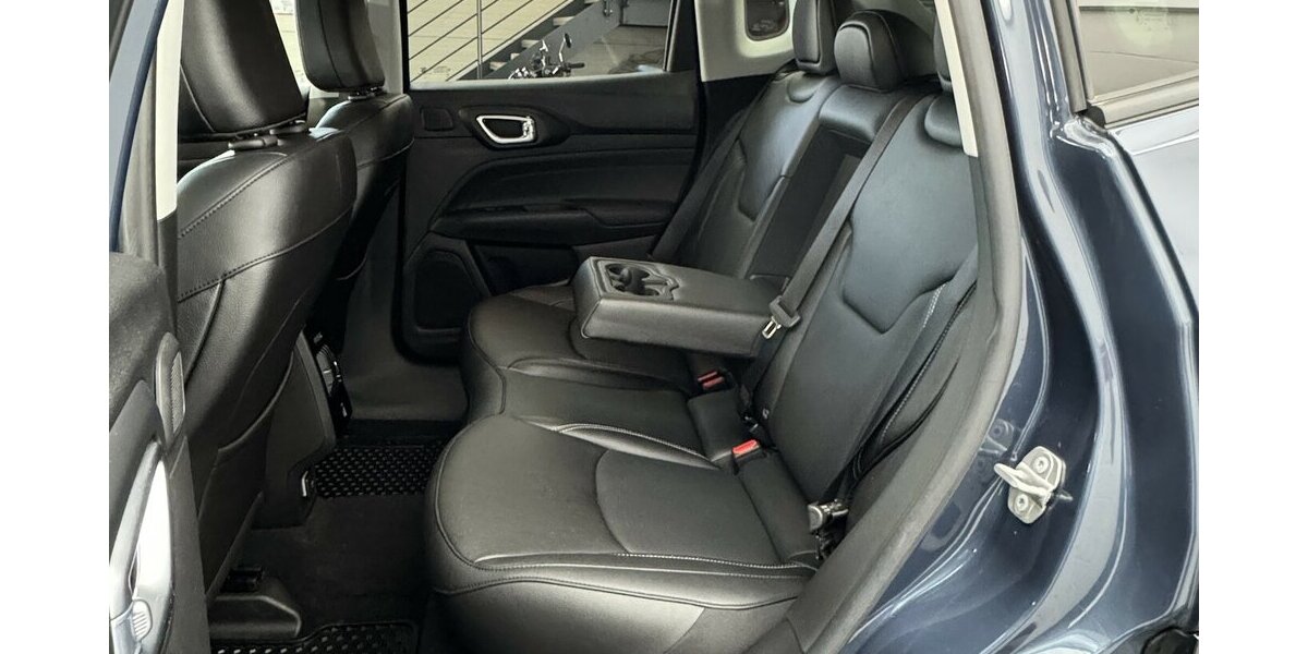 Jeep Compass 1.5L S Mild-Hybrid 48V FWD LED 360 Cam 31.150 km 21.890 &euro; Lich 35423