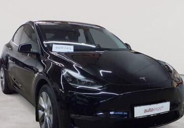 Tesla Model Y 42.581 km 32.989 &euro; Fernwald-Steinbach 35463