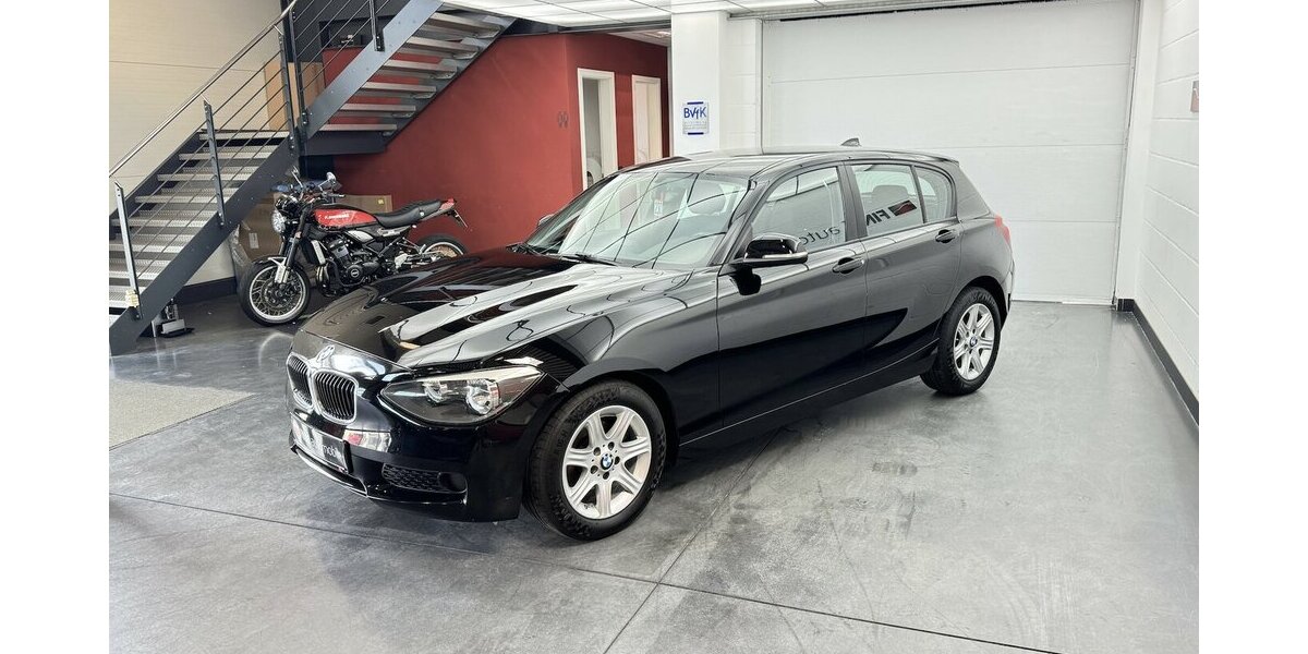 BMW 116i Navigation Sitzheizung BT PDC 111.610 km 9.690 &euro; Lich 35423