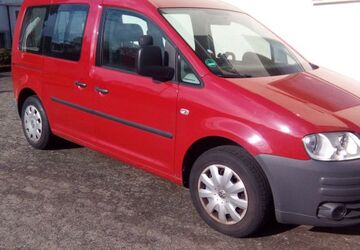 VW Caddy 147.000 km 15.000 &euro; Linden-Leihgestern 35440