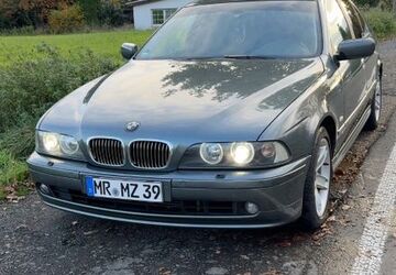 BMW 525 210.000 km 6.500 &euro; Gladenbach 35075