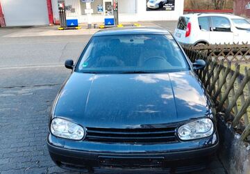 VW Golf 189.015 km 1.500 &euro; Dillenburg 35688