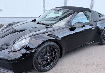 Porsche 992 7.800 km 192.900 &euro; Gießen 35394