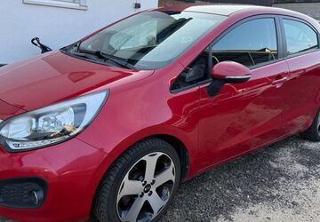 Kia Rio 105.800 km 4.500 &euro; Staufenberg 35460