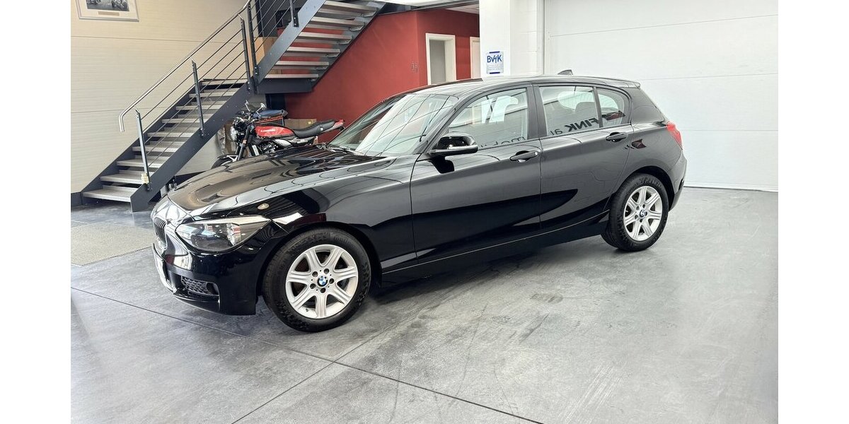 BMW 116i Navigation Sitzheizung BT PDC 111.610 km 8.960 &euro; Lich 35423