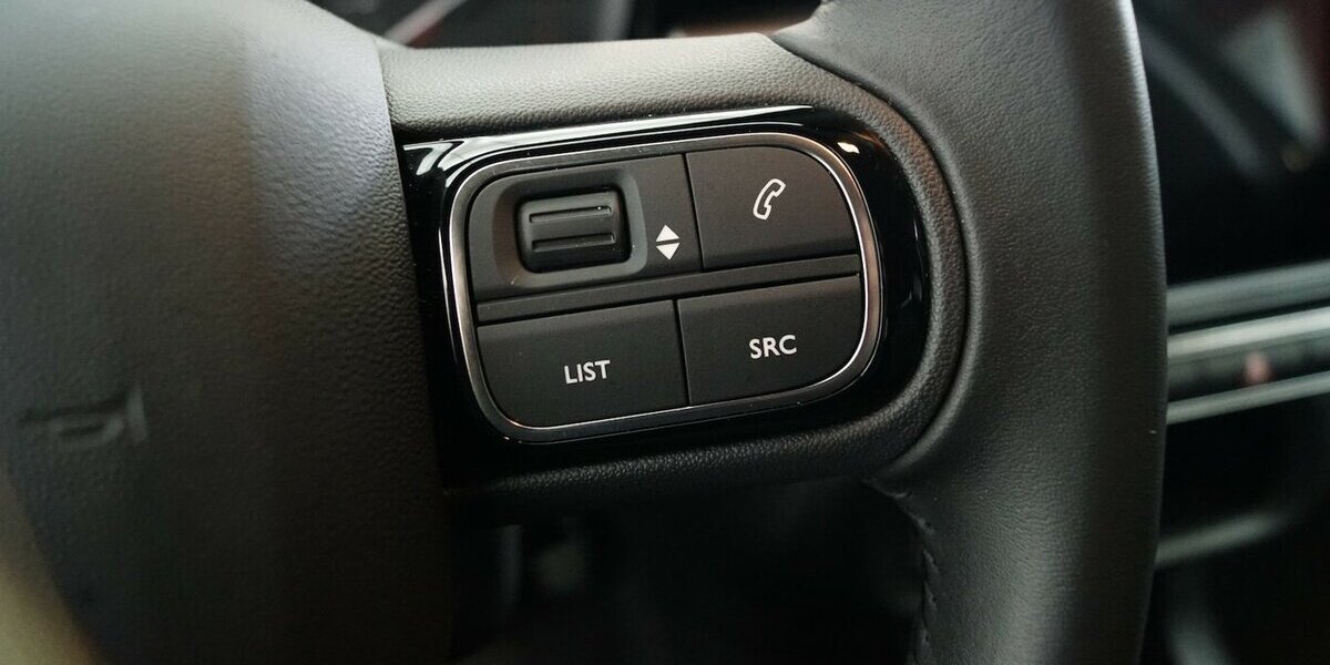 Citroen C3 Max PureTech 110 EAT6 CarPlay FULL LED 34.696 km 14.490 &euro; Lich 35423