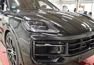 Porsche Cayenne 41.499 km 113.890 &euro; Asslar 35614