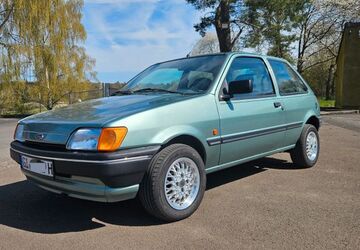 Ford Fiesta 49.068 km 3.925 &euro; Alten-Buseck 35418