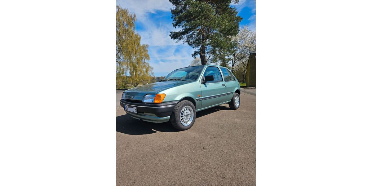 Ford Fiesta 49.068 km 3.925 &euro; Alten-Buseck 35418