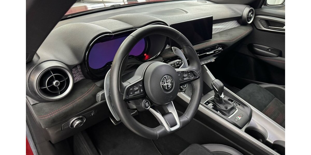 Alfa Romeo Tonale 1.5 VGT Veloce 48 V Hybrid LED 7.900 km 26.480 &euro; Lich 35423