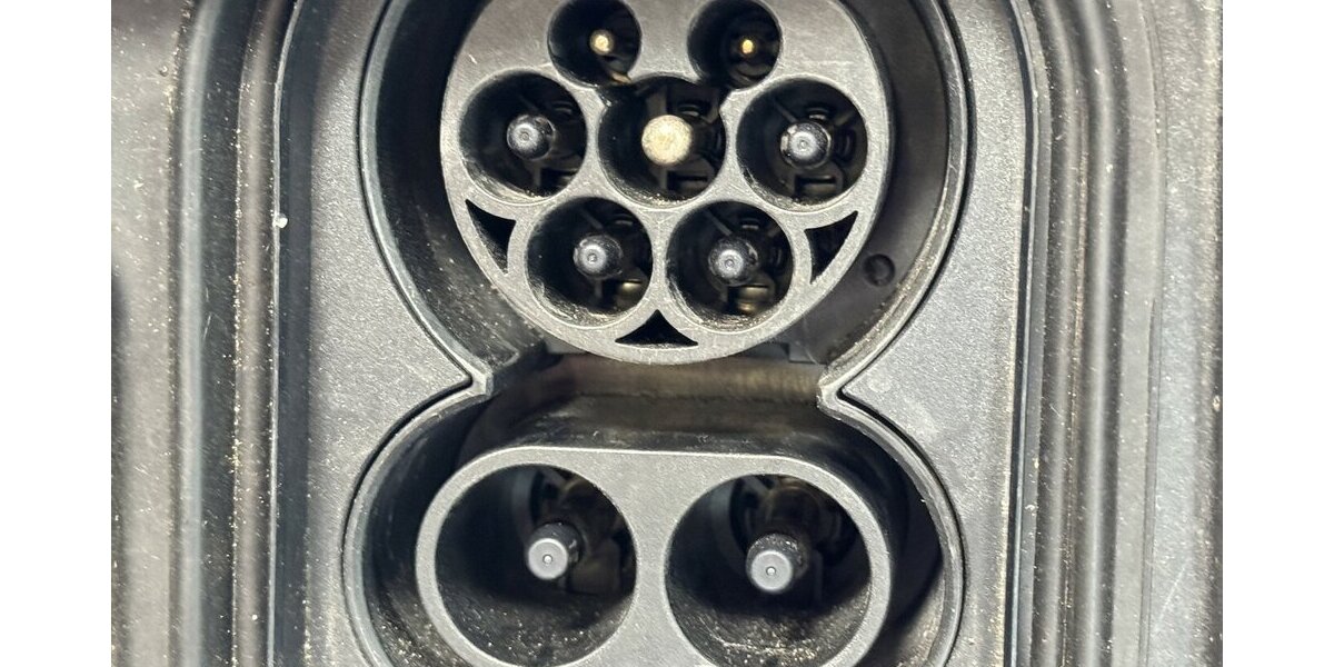 Opel Zafira Life -e Selection M 75kWh 9 Sitzer CAM 29.800 km 31.990 &euro; Lich 35423