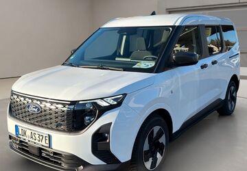 Ford Tourneo Courier 5.000 km 29.600 &euro; Dillenburg 35683