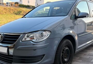 VW Touran 187.000 km 5.200 &euro; Wetzlar 35578