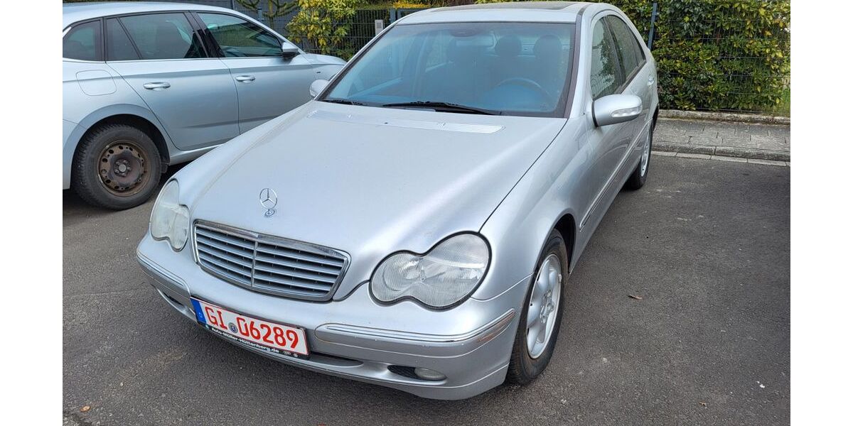 Mercedes-Benz C 220 66.300 km 7.900 &euro; Linden 35440