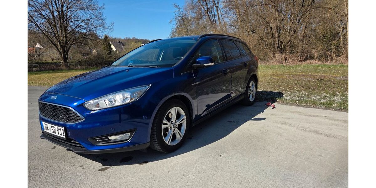 Ford Focus 140.500 km 5.950 &euro; Waldsolms 35647