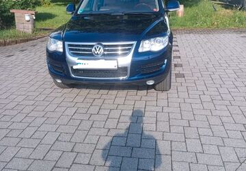 VW Touareg 185.000 km 9.250 &euro; Greifenstein 35753