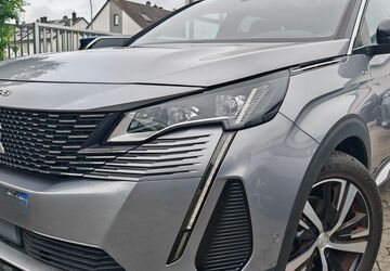 Peugeot 3008 97.507 km 14.875 &euro; Wölfersheim 61200