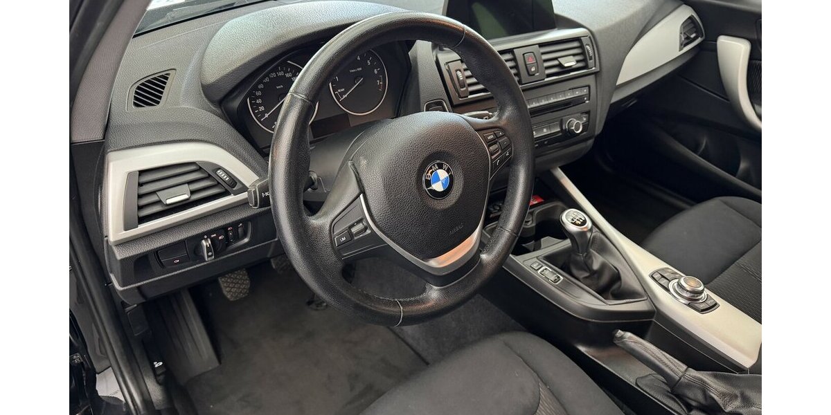 BMW 116i Navigation Sitzheizung BT PDC 111.610 km 9.690 &euro; Lich 35423