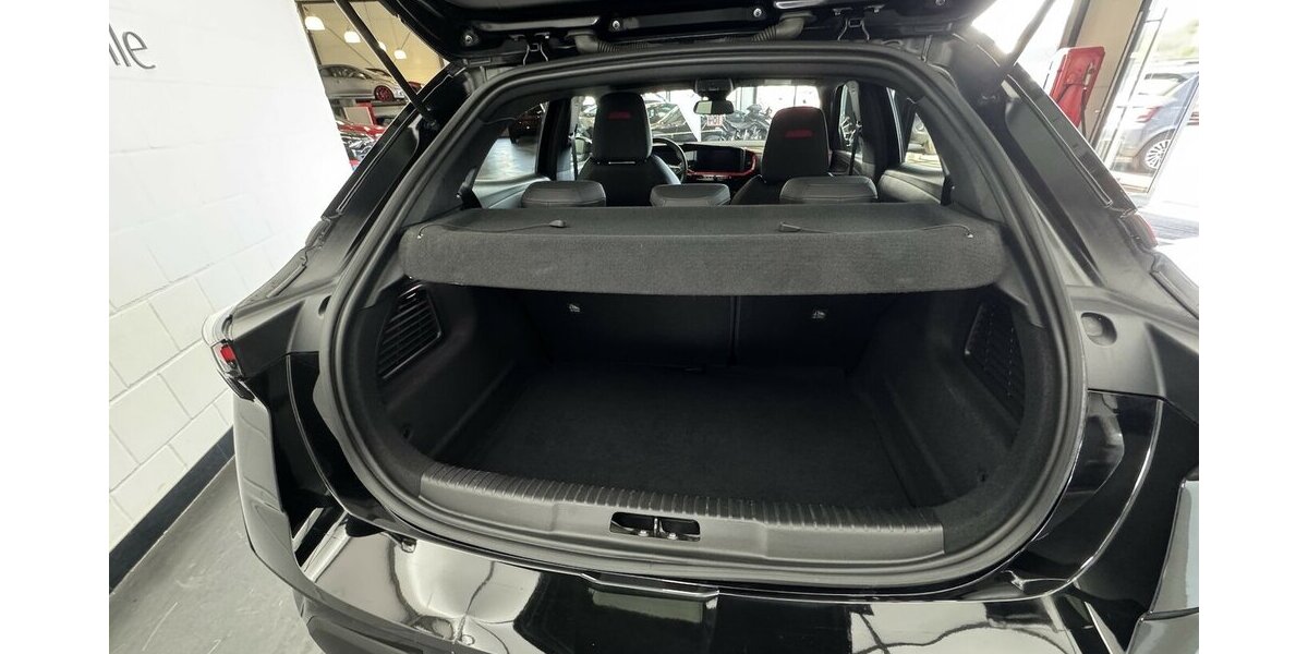 Opel Mokka e GS Line 136 50 kWh FULL LED CARPLAY 30.200 km 19.920 &euro; Lich 35423