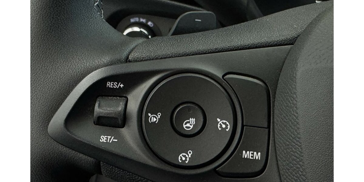 Opel Corsa GS 1.2 Turbo 1.Hand Sitzheizung Carplay 8.600 km 18.679 &euro; Lich 35423