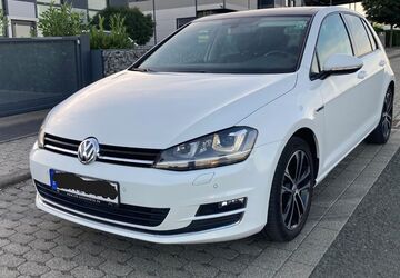 VW Golf 149.200 km 12.100 &euro; Sinn 35764