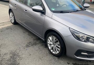 Peugeot 308 212.000 km 4.999 &euro; Neu Anspach 61267