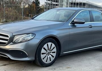 Mercedes-Benz E 220 500.000 km 8.950 &euro; Hüttenberg 35625