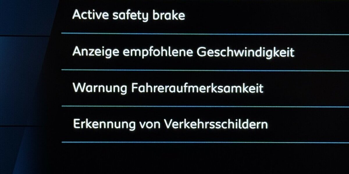 Peugeot 3008 1.6 225 Allure 1.Hand Pack Plug-In Hybrid 51.950 km 21.490 &euro; Lich 35423