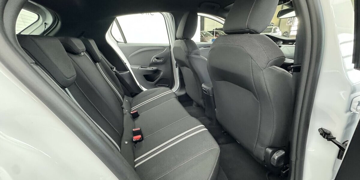 Opel Corsa GS 1.2 Turbo 1.Hand Sitzheizung Carplay 8.600 km 17.320 &euro; Lich 35423