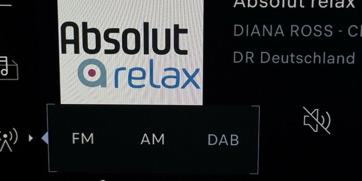 Peugeot 5008 145 Mild Hybrid Allure7 Sitzer LED 360°Cam 35.800 km 28.760 &euro; Lich 35423