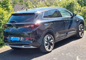 Opel Grandland (X) 52.000 km 17.500 &euro; Runkel 65594