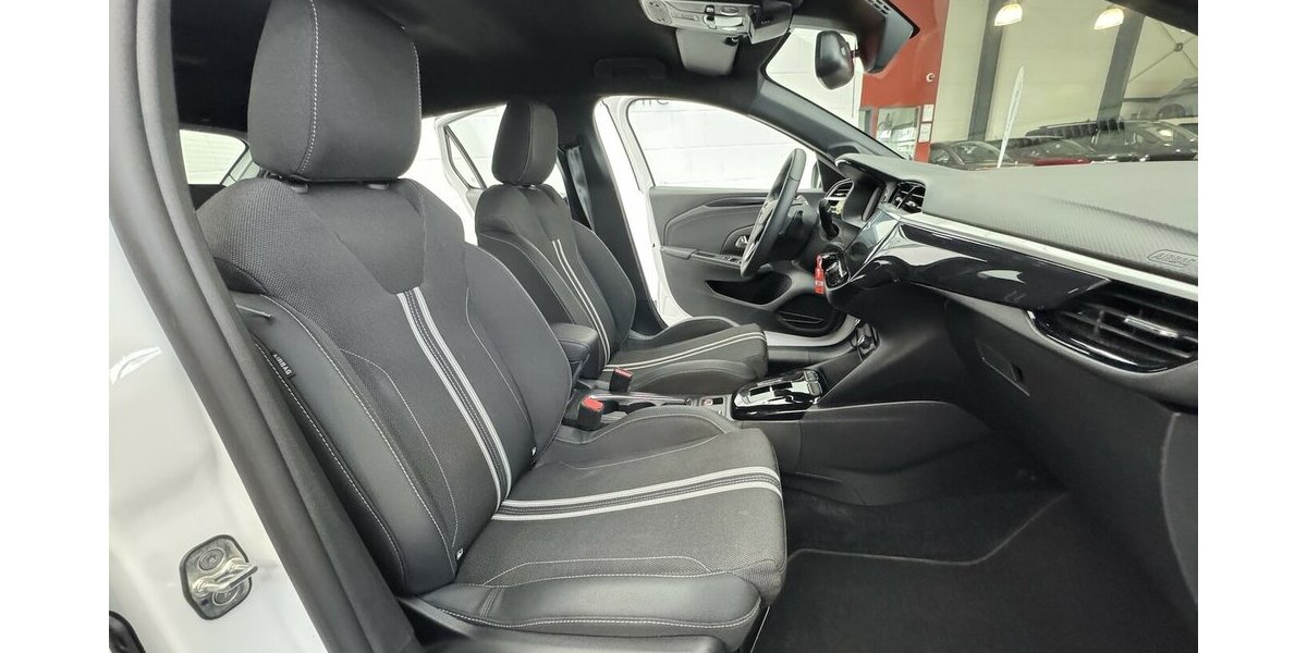 Opel Corsa GS 1.2 Turbo 1.Hand Sitzheizung Carplay 8.600 km 17.320 &euro; Lich 35423