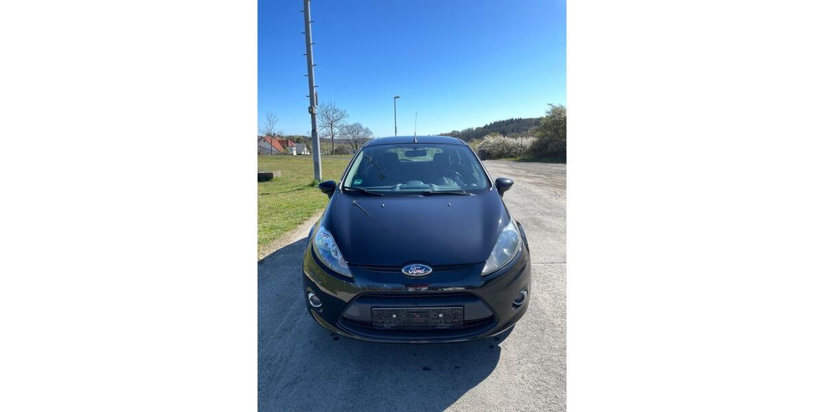 Ford Fiesta 93.500 km 5.750 &euro; Biebertal 35444