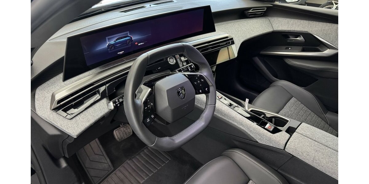 Peugeot 5008 145 Mild Hybrid Allure7 Sitzer LED 360°Cam 35.800 km 28.760 &euro; Lich 35423