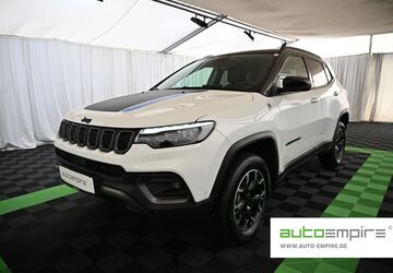 Jeep Compass 24.658 km 27.490 &euro; Butzbach 35510