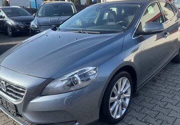 Volvo V40 180.000 km 8.599 &euro; Beselich- Obertiefenbach 65614
