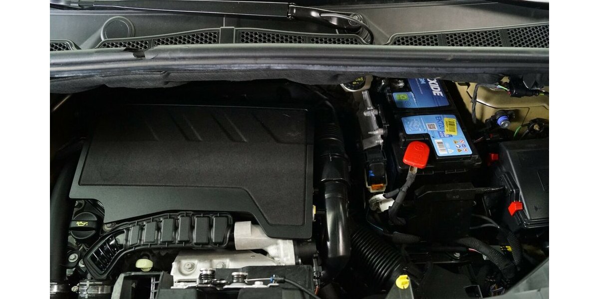 Citroen Berlingo 1.2 PureTech EAT8 Shine XL AHK 38.900 km 26.330 &euro; Lich 35423