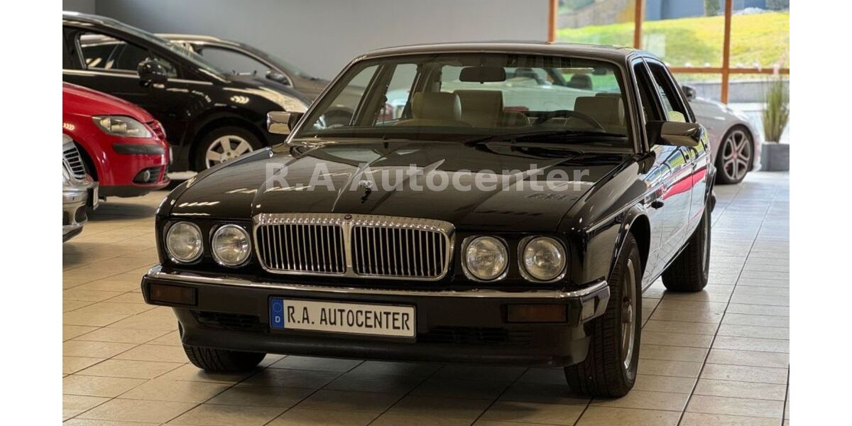 Jaguar XJ40 188.591 km 12.490 &euro; Breitscheid-Medenbach 35767