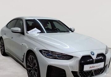 BMW i4 119.718 km 33.990 &euro; Fernwald-Steinbach 35463