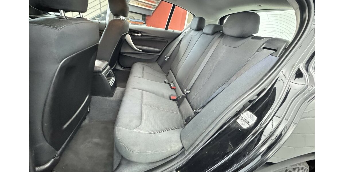BMW 116i Navigation Sitzheizung BT PDC 111.610 km 8.960 &euro; Lich 35423